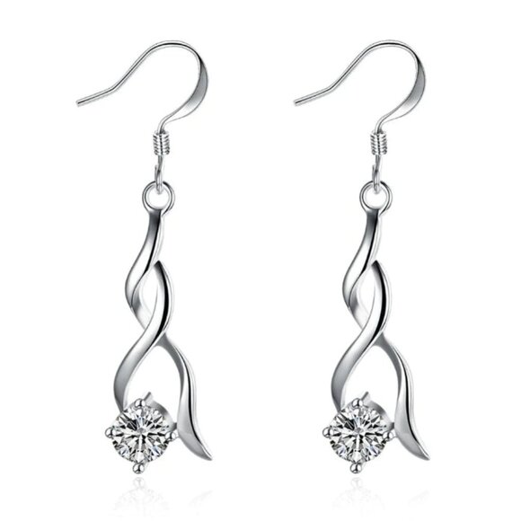Elegant Crystal Drop Earrings - Picture 1 of 3
